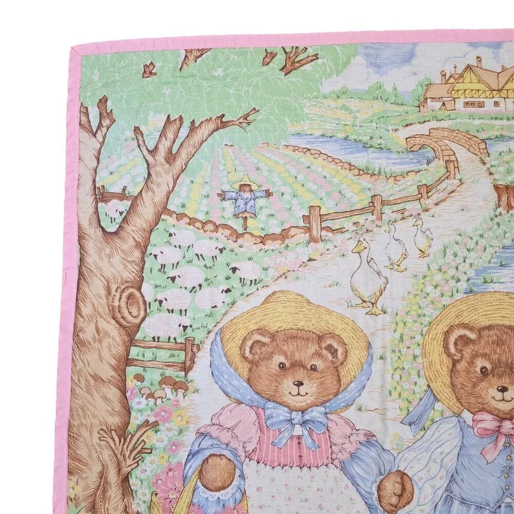 Vintage Storybook Bears Victoria Theodore Baby Quilt‎ Blanket  34
